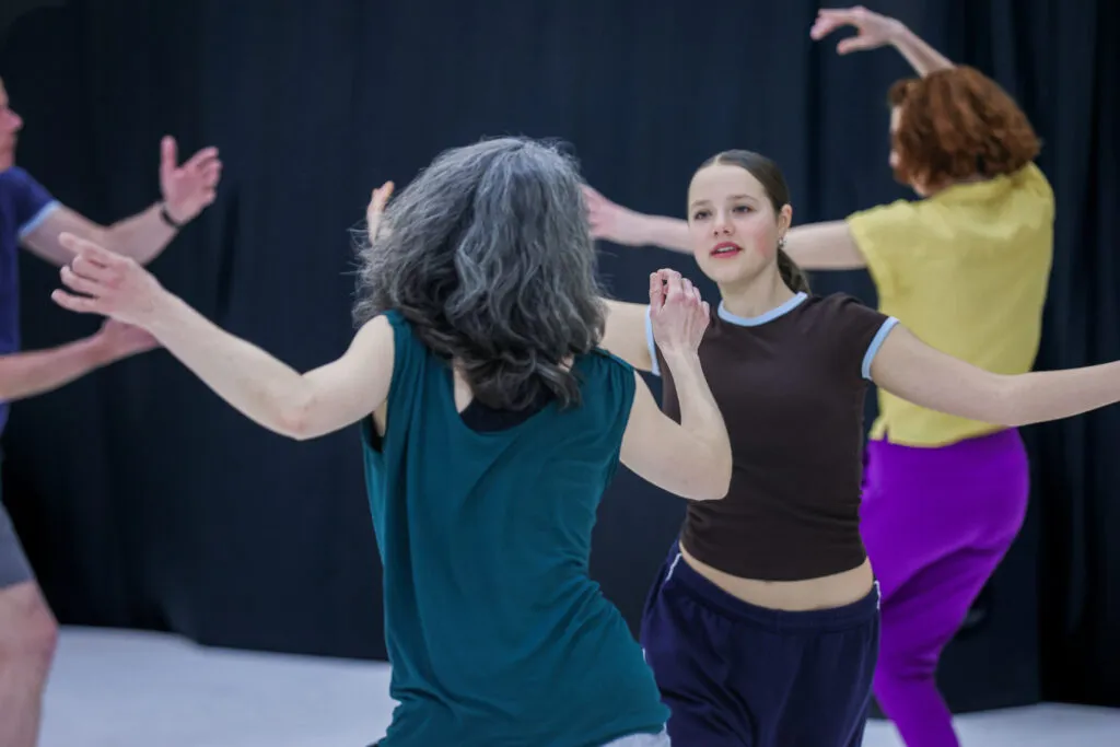 Aula experimental Community Dance (DFDC) em Frankfurt