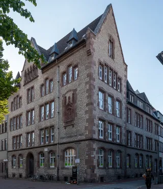 Borrow 2026 seed packets on the second floor in Göttingen